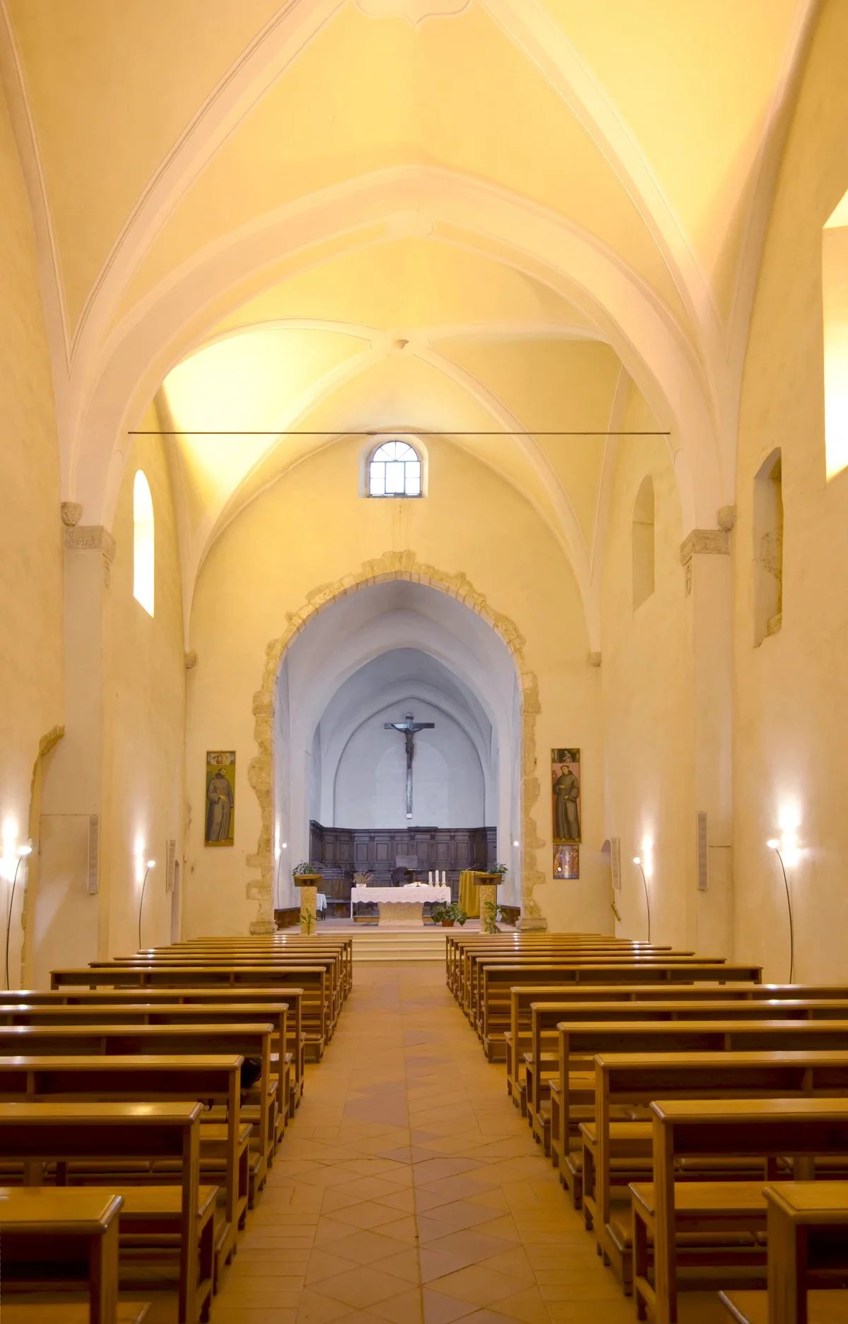 Navata interna della Chiesa di Sant'Antonio