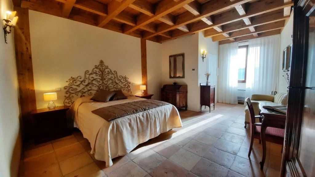 Palazzo Laureano — foto 5